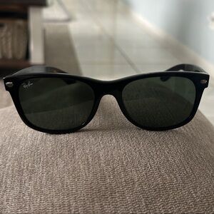 Ray-Ban Dark Frame Sunglasses